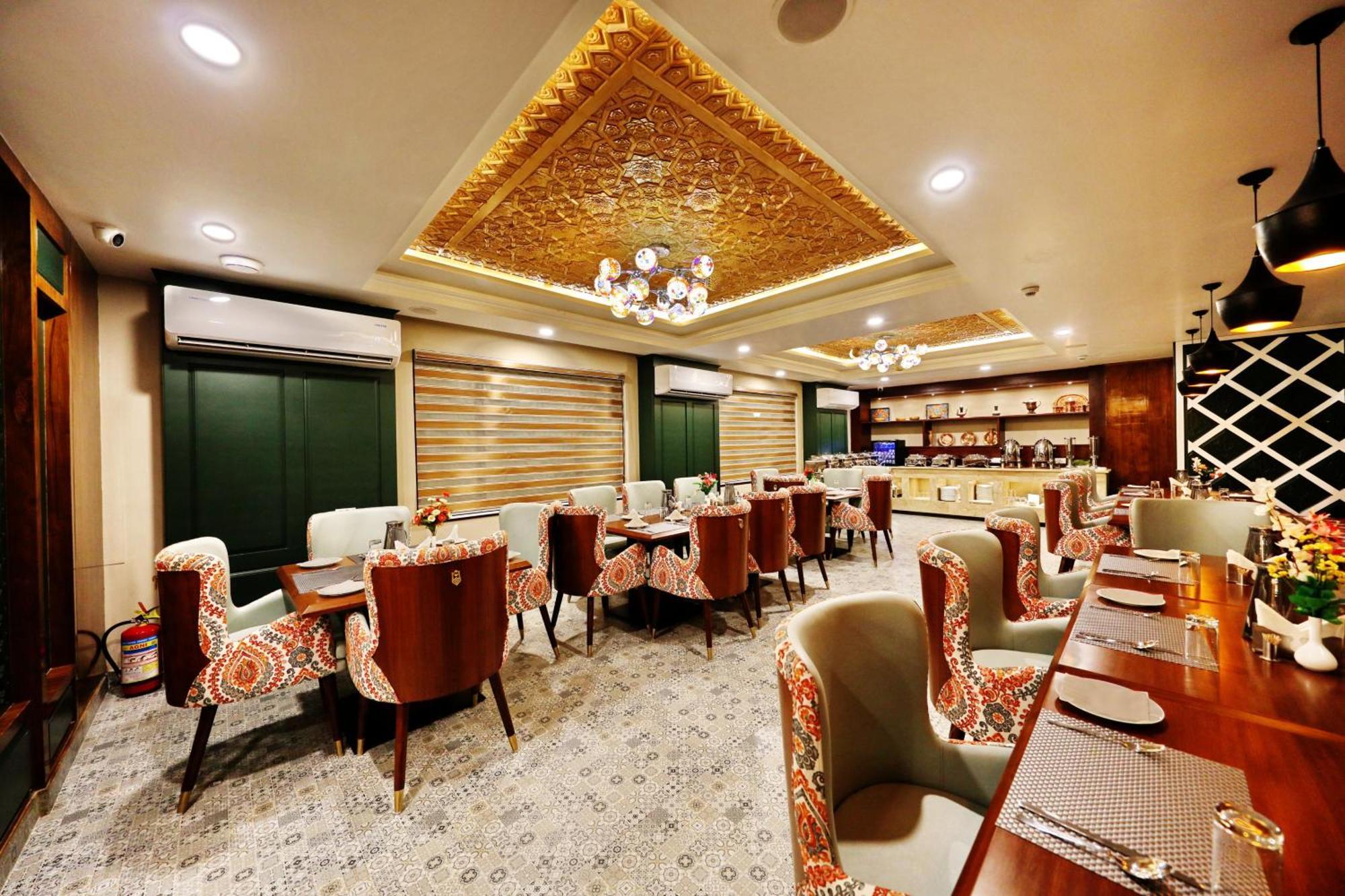 Hotel Blanco Srīnagar 외부 사진